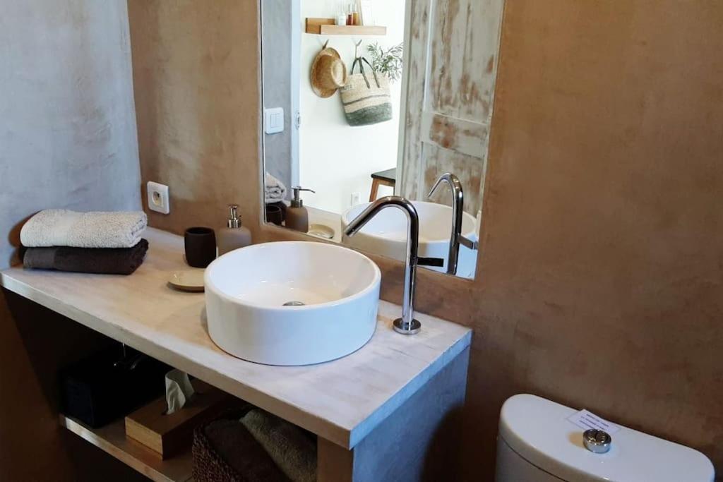 Vue Imprenable Sur La Sorgue Apartment L'Isle-sur-la-Sorgue Ngoại thất bức ảnh